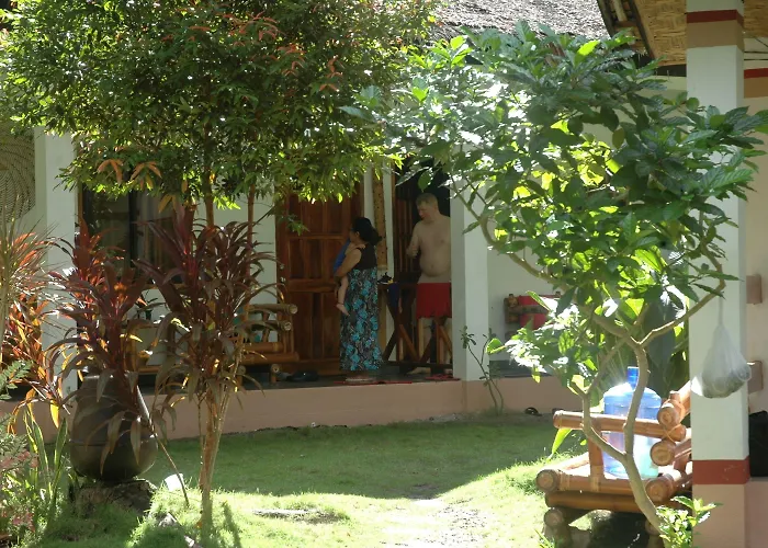 Neptune Diving Resort 2*