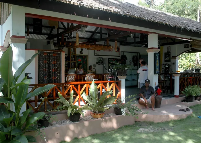 Neptune Diving Resort 2*